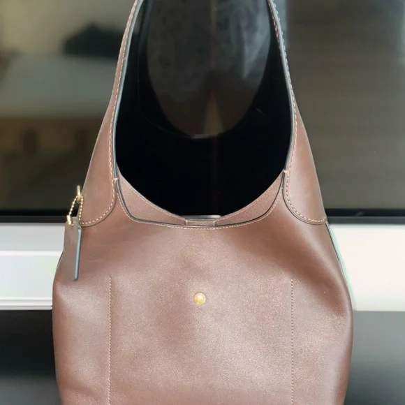 ✨ Coach Leather Hobo Shoulder Bag + Matching Wallet – Medium | Brown ✨ - Picture 2 of 5